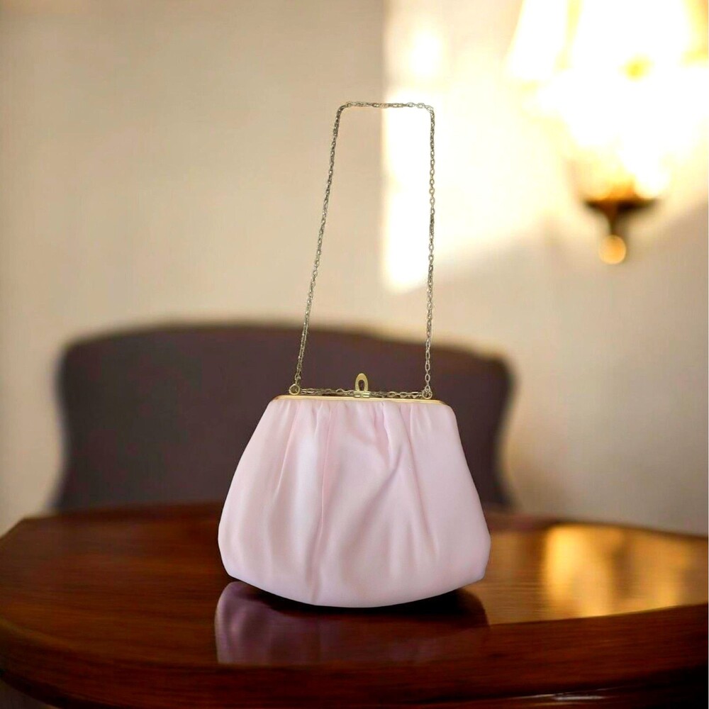 Vintage HL Harry Levine Evening Pink Clutch w/gold chain 8.25x6 Made in USA